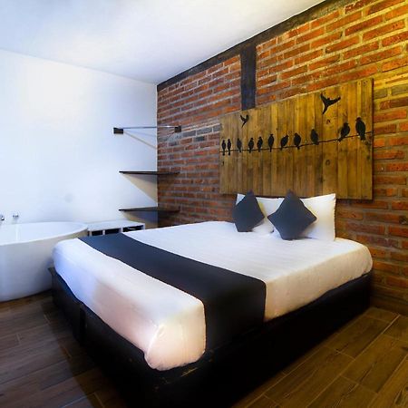 Hotel Cabanas Azul Tequilana Arandas 外观 照片